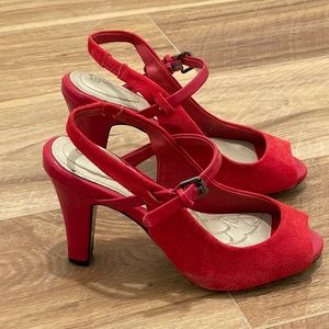 Giani Bernini red heels size 5